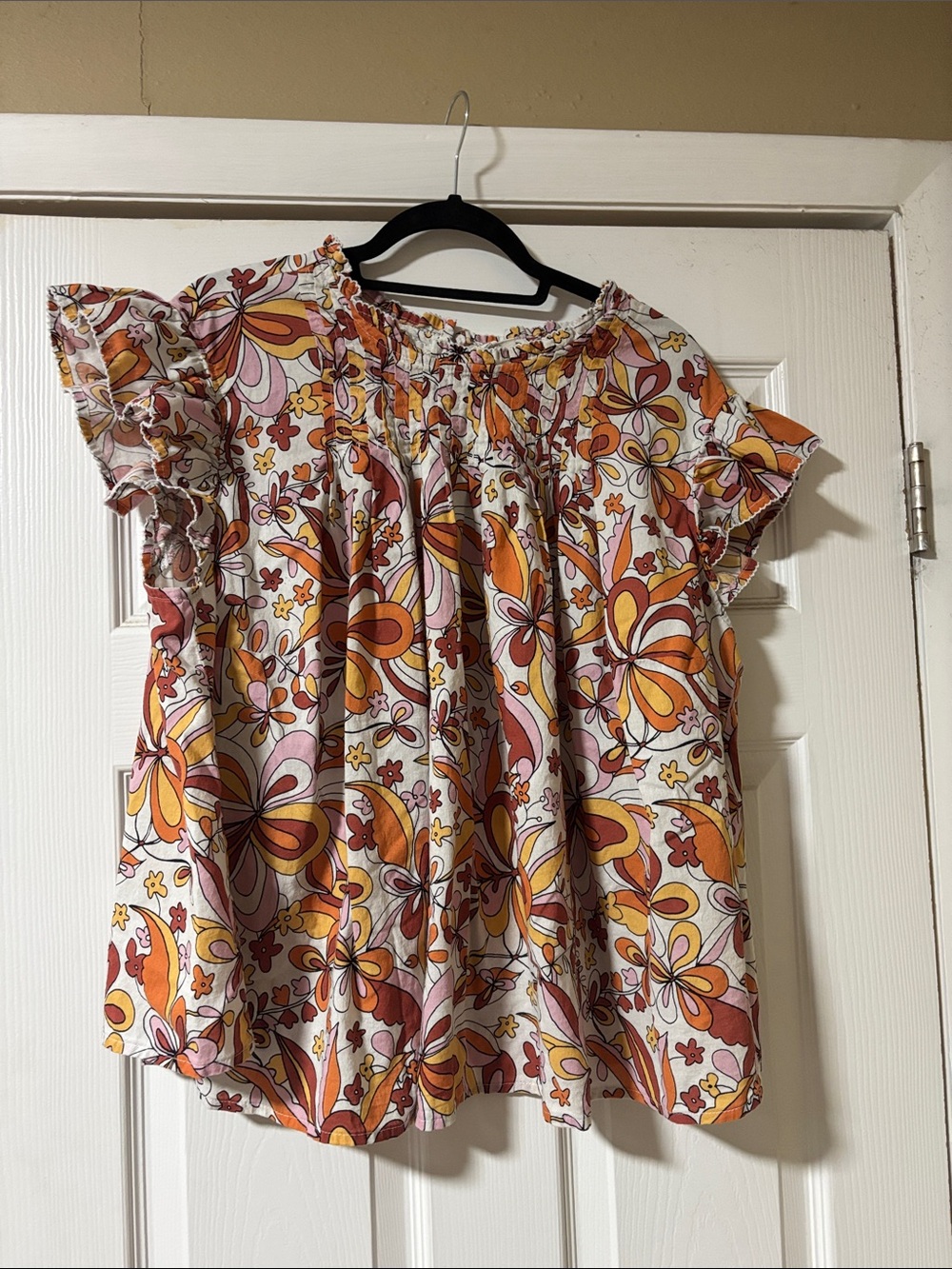 a.n.a Floral Ruffle-Sleeve Blouse — Pink & Orange
